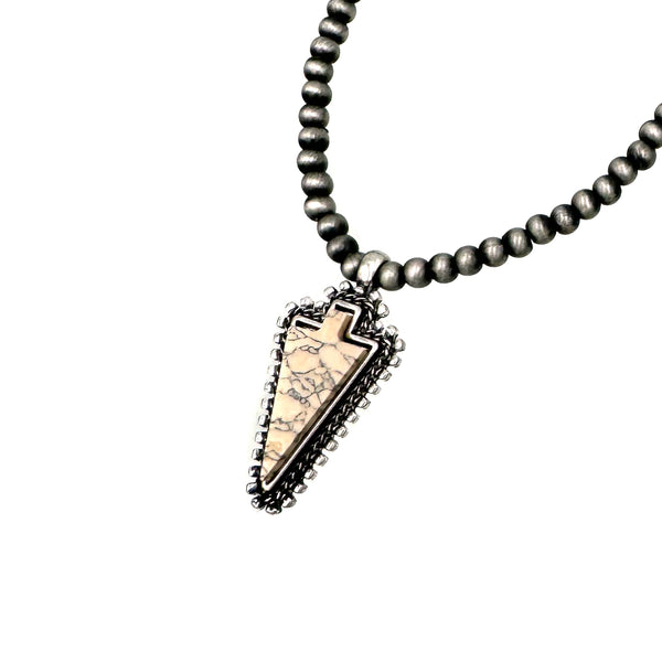 Navajo Beads Necklace Arrowhead Pendant