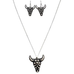 Silver Metal Ball Longhorn Pendant Necklace Set