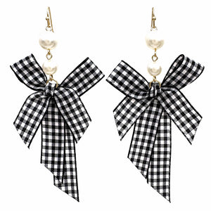 Checkered Ribbon with Pearl Earrings