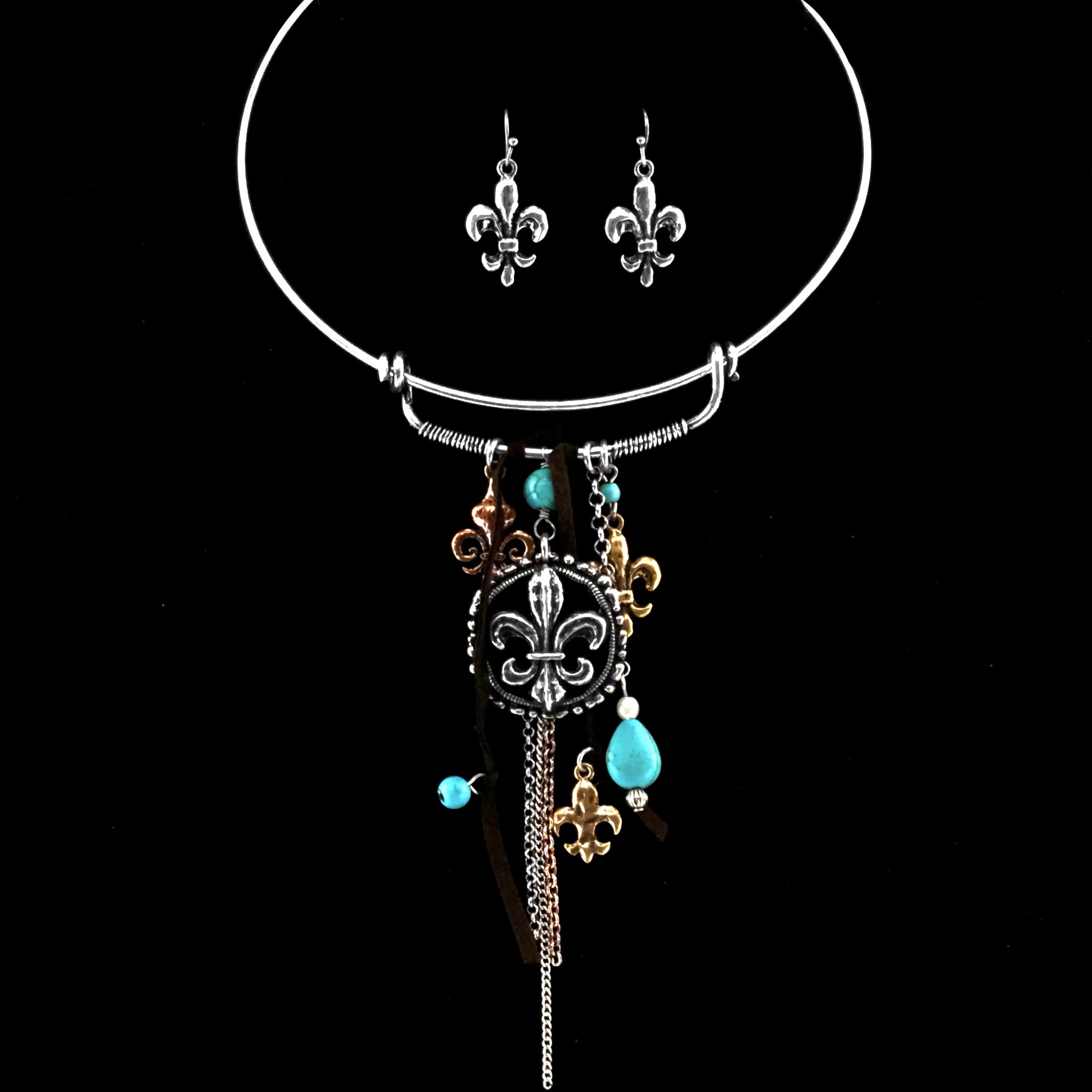 Fleur De Lis Western Choker Necklace Earring Set