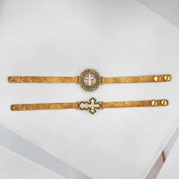 Western Cross Gold Band Snap Bracelet