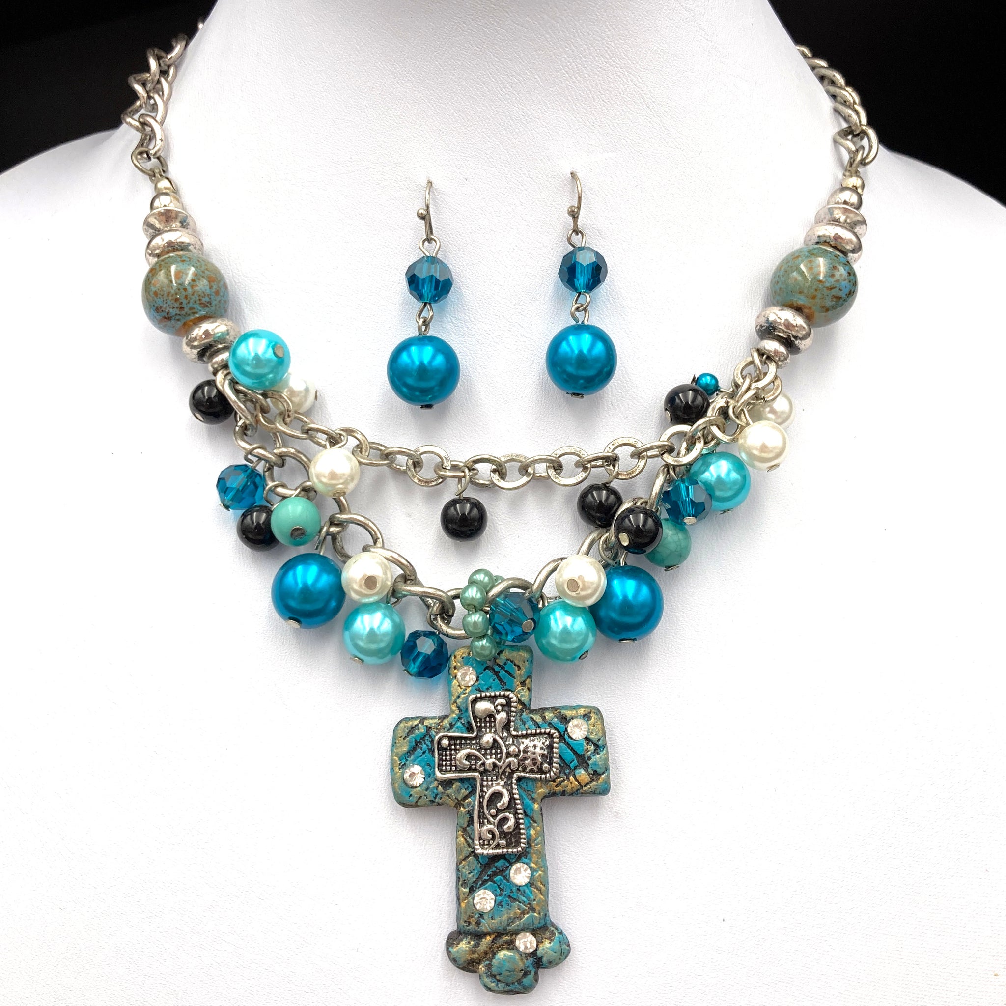 Western Cross Turquoise Chunky Pearl Necklace Earring Set