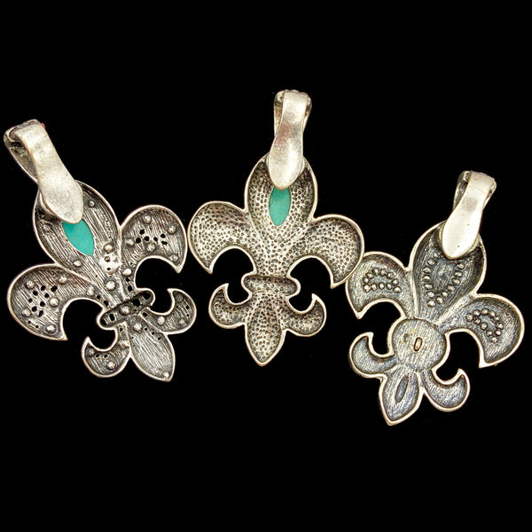 Fleur De Lis Western Rhinestone Turquoise Magnetic Pendant